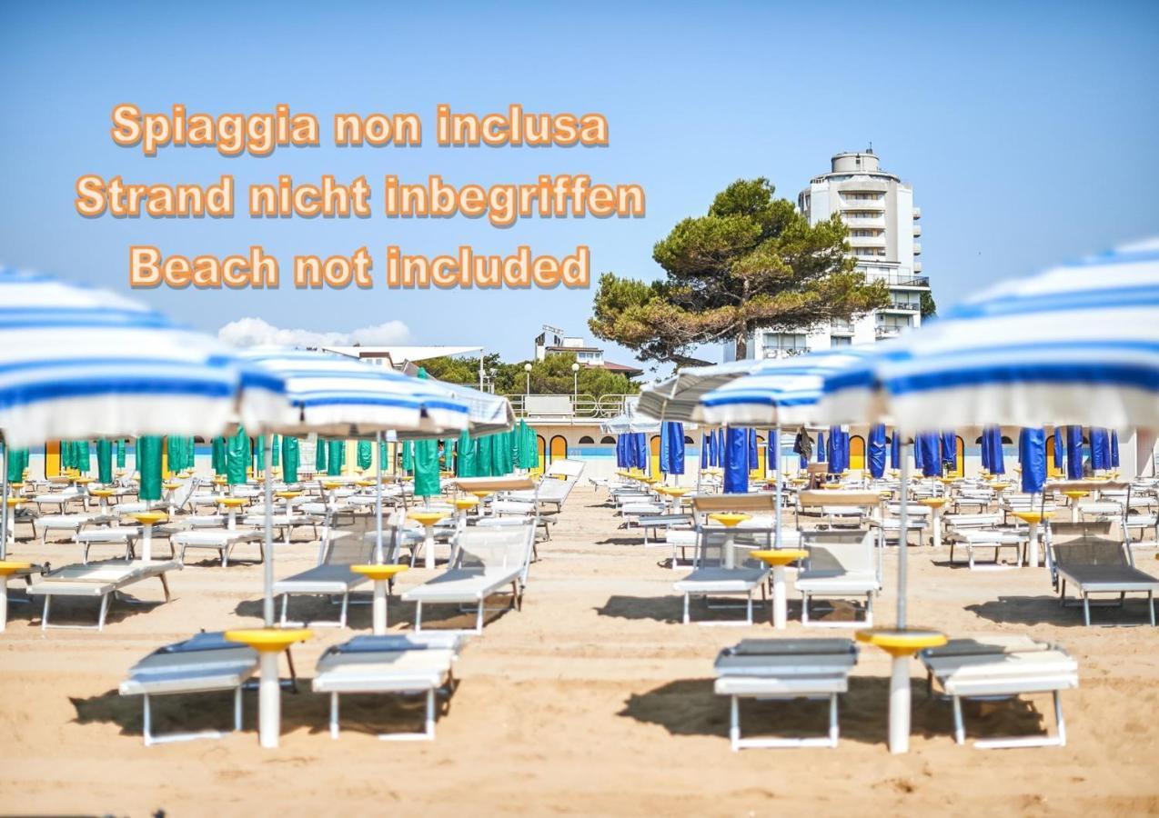 Hotel Bella Venezia Mare Lignano Sabbiadoro Bagian luar foto
